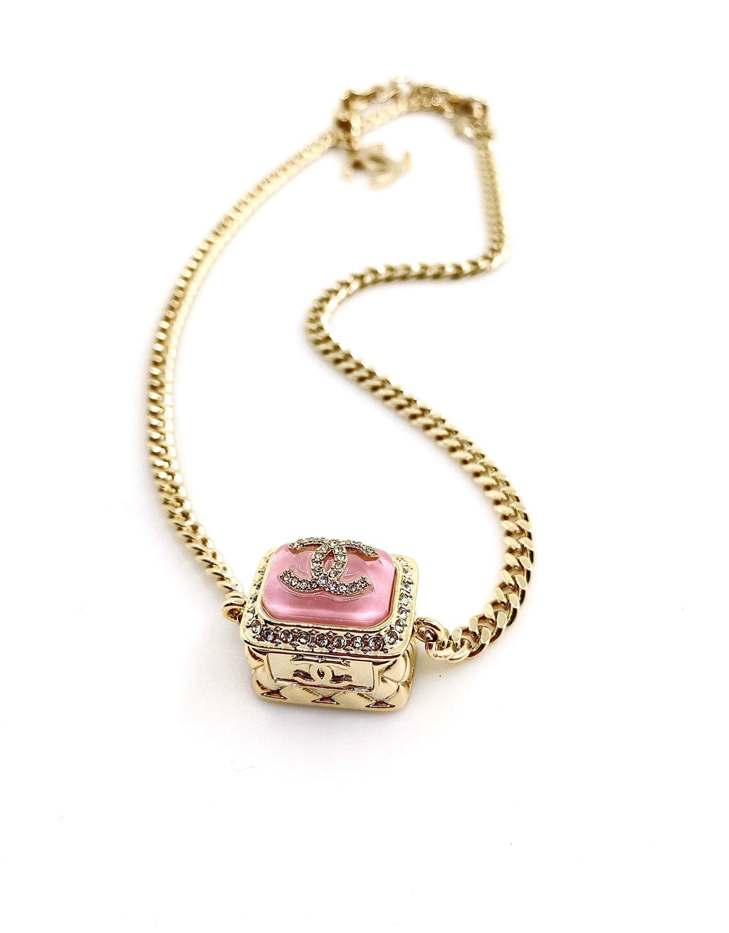 Chanel Pink Resin Chain 18K Gold Necklace product image 5, provided for visual reference and product detail review