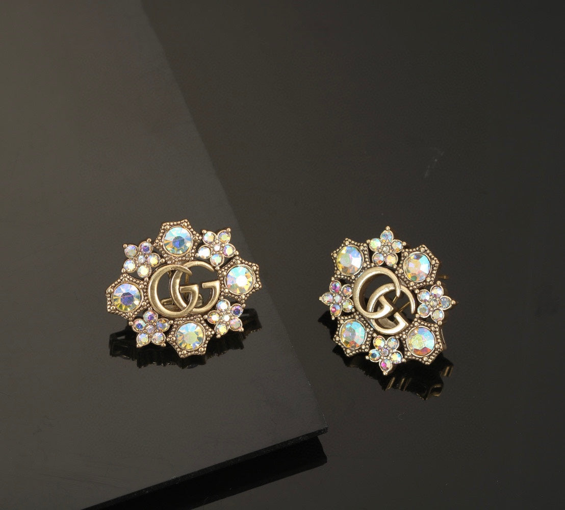 Gucci Double Blue Flowers 18K Gold Earrings product image 6, provided for visual reference and product detail review