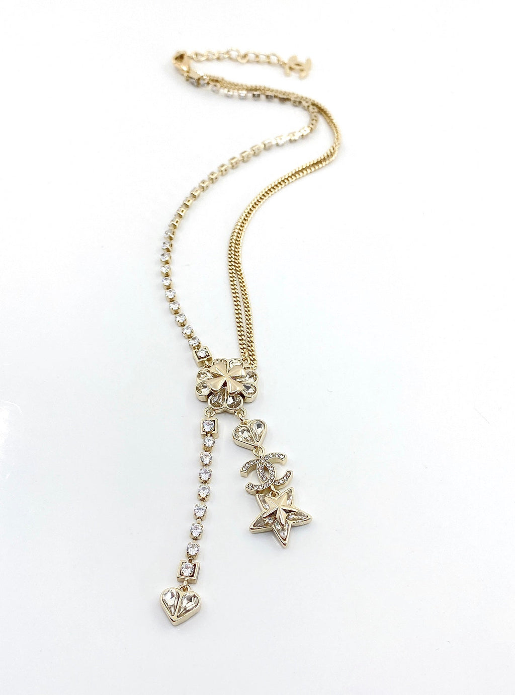 Chanel Heart Crystals Chain 18K Gold Necklace product image 6, provided for visual reference and product detail review