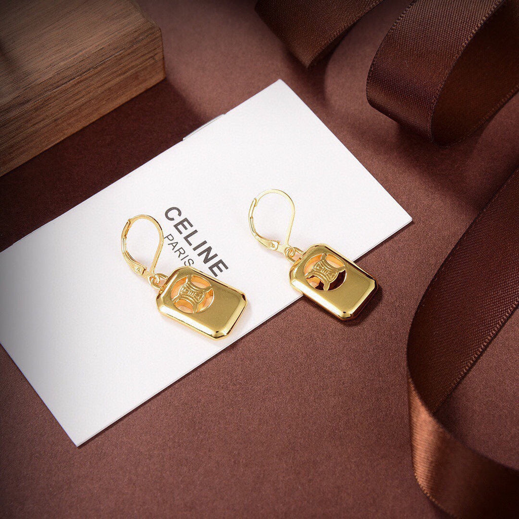 Celine Square Hoops 18K Gold Earrings product image 5, provided for visual reference and product detail review