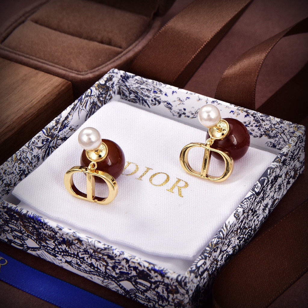 Dior Tribales Brown Resin Pearls 18K Gold Earrings product image 2, provided for visual reference and product detail review