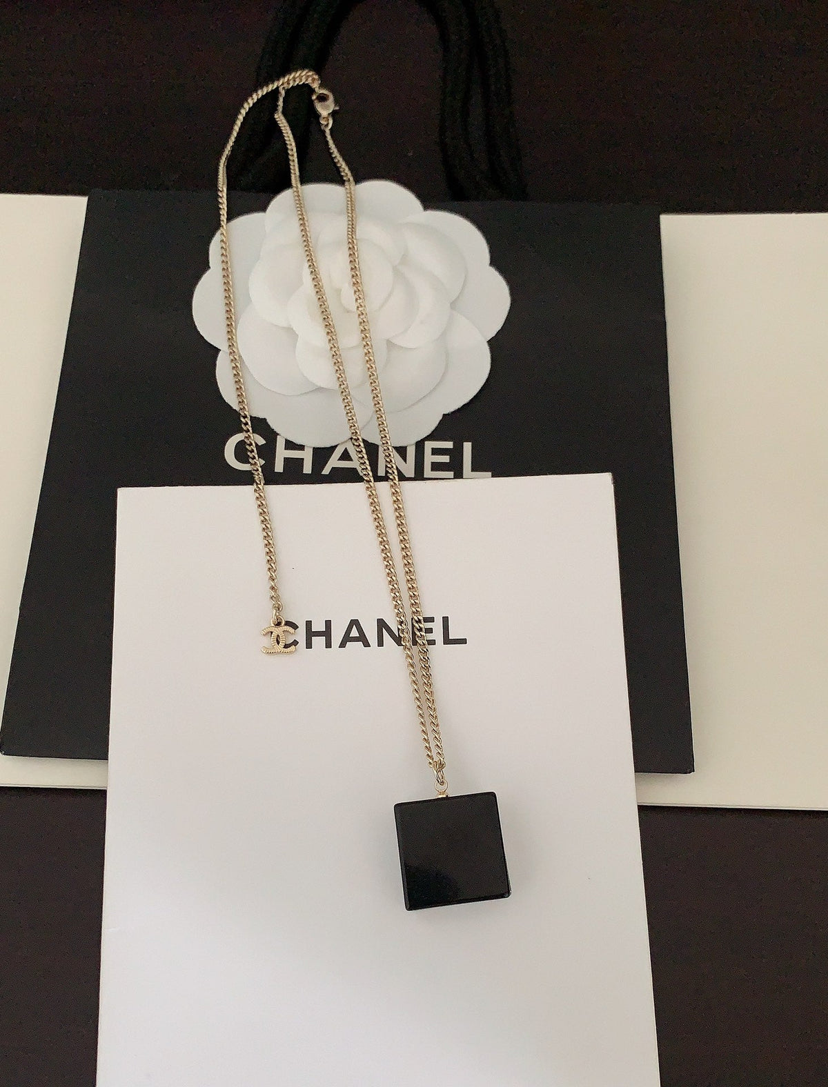 Chanel Crystals 18K Gold Necklace product image 4, provided for visual reference and product detail review