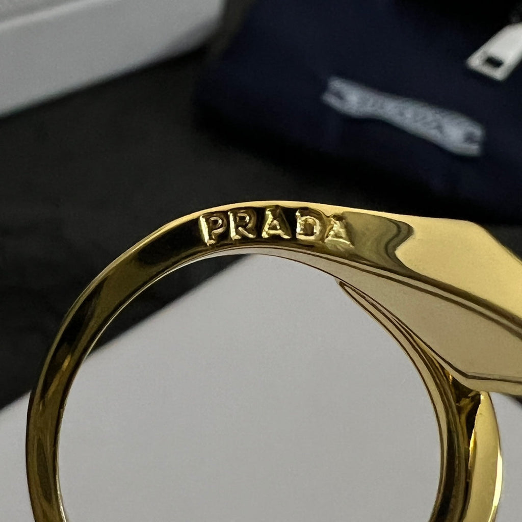 Eternal Snake 18K Gold Ring product image 5, provided for visual reference and product detail review