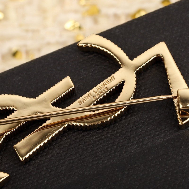 YSL Stripe Gold 18K Gold Brooch product image 5, provided for visual reference and product detail review