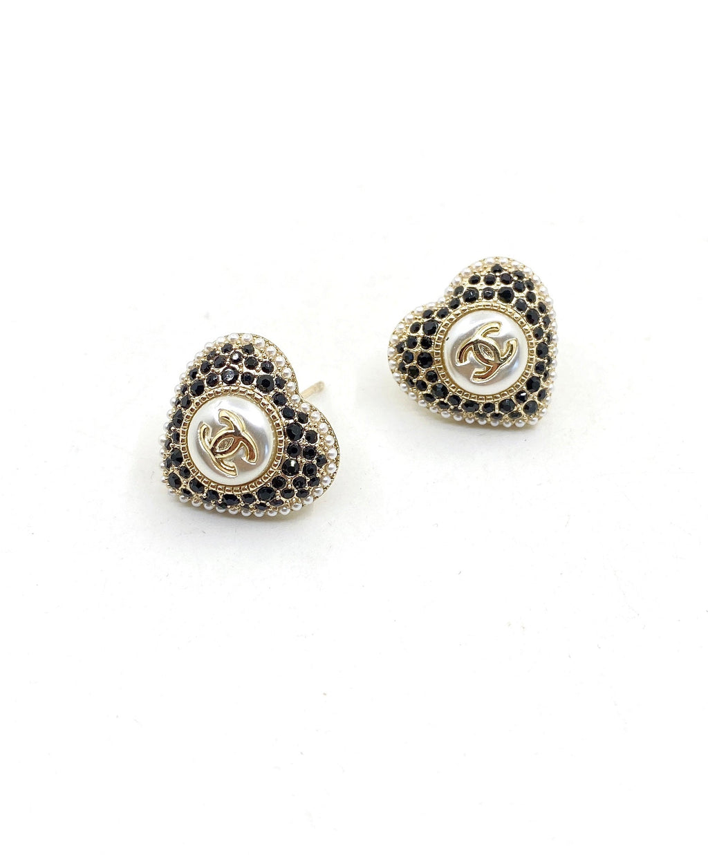 Chanel Heart Crystals 18K Gold Earrings product image 5, provided for visual reference and product detail review