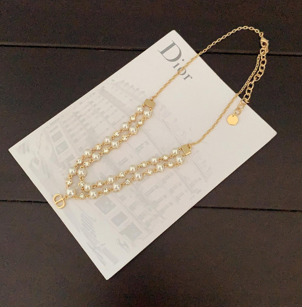Dior Long Pearl Chain 18K Gold Necklace product image 3, provided for visual reference and product detail review