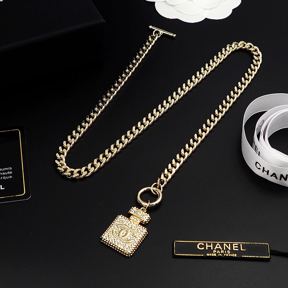 Chanel Diamond Perfume Bottle Pendant 18K Gold Necklace product image 5, provided for visual reference and product detail