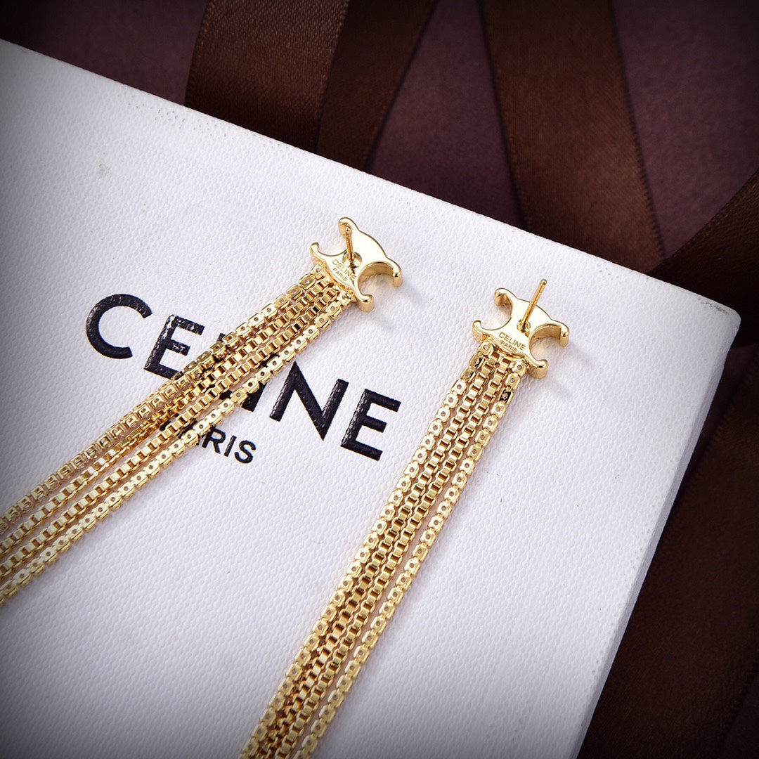 Celine Diamonds Long 18K Gold Earrings product image 5, provided for visual reference and product detail review