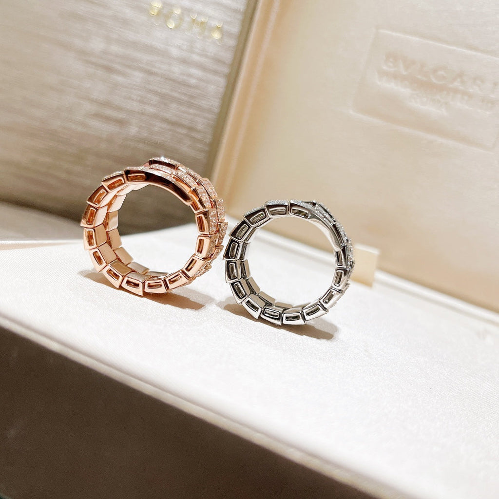 Bvlgari Serpenti Viper Full Pave Diamond 18K Gold Ring product image 6, provided for visual reference and product detail