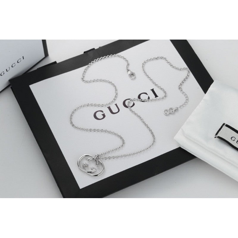 Gucci Double Classic 18K Gold Necklace product image 5, provided for visual reference and product detail review