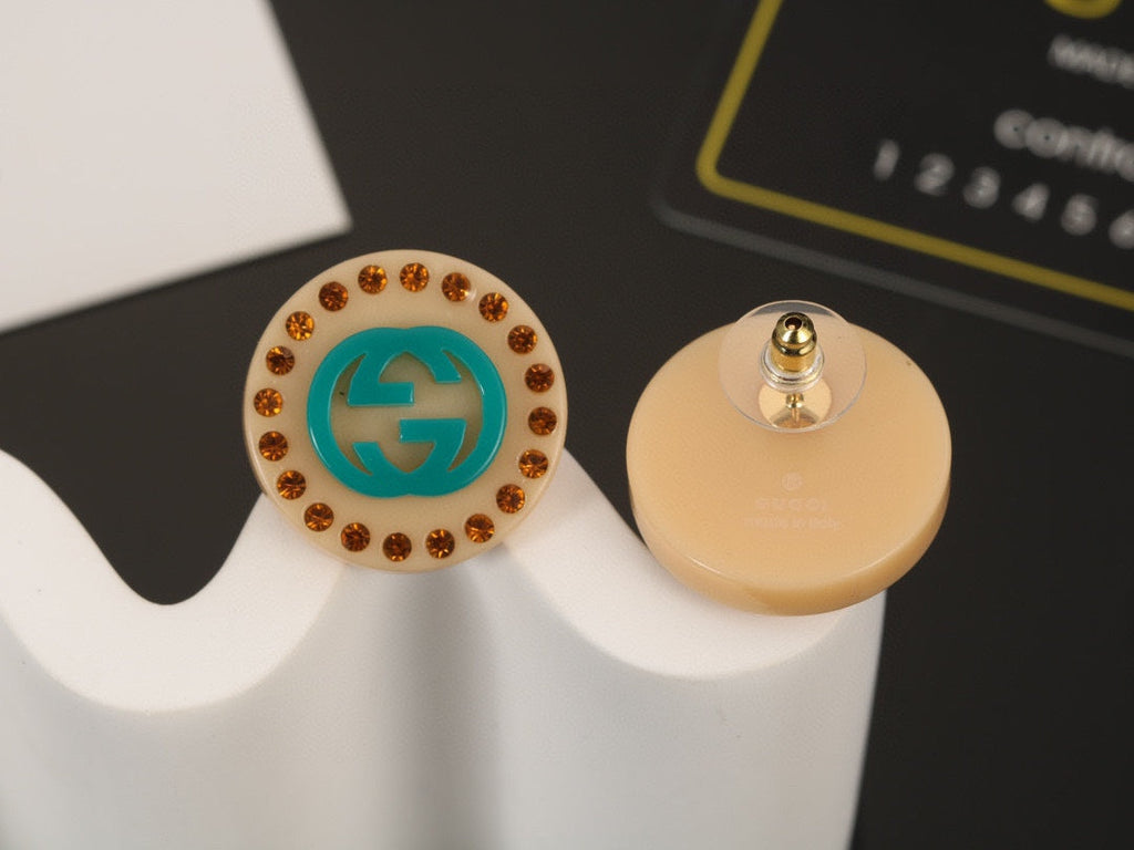 Gucci Double Resin 18K Gold Earrings product image 6, provided for visual reference and product detail review