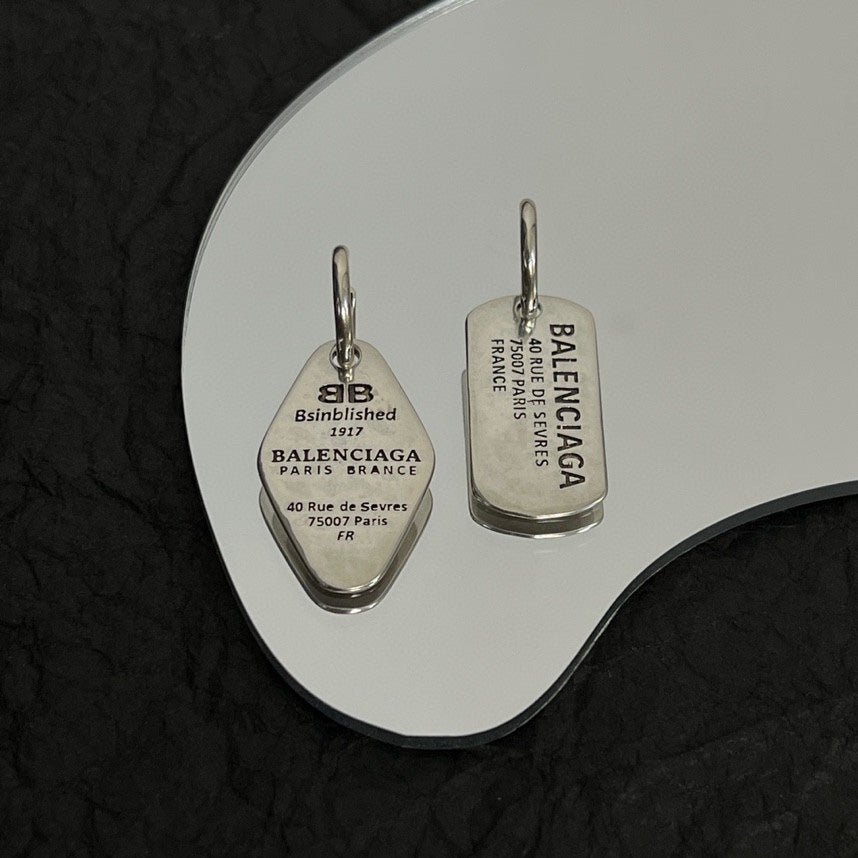 Balenciaga Plate 18K Gold Earrings product image 3, provided for visual reference and product detail review