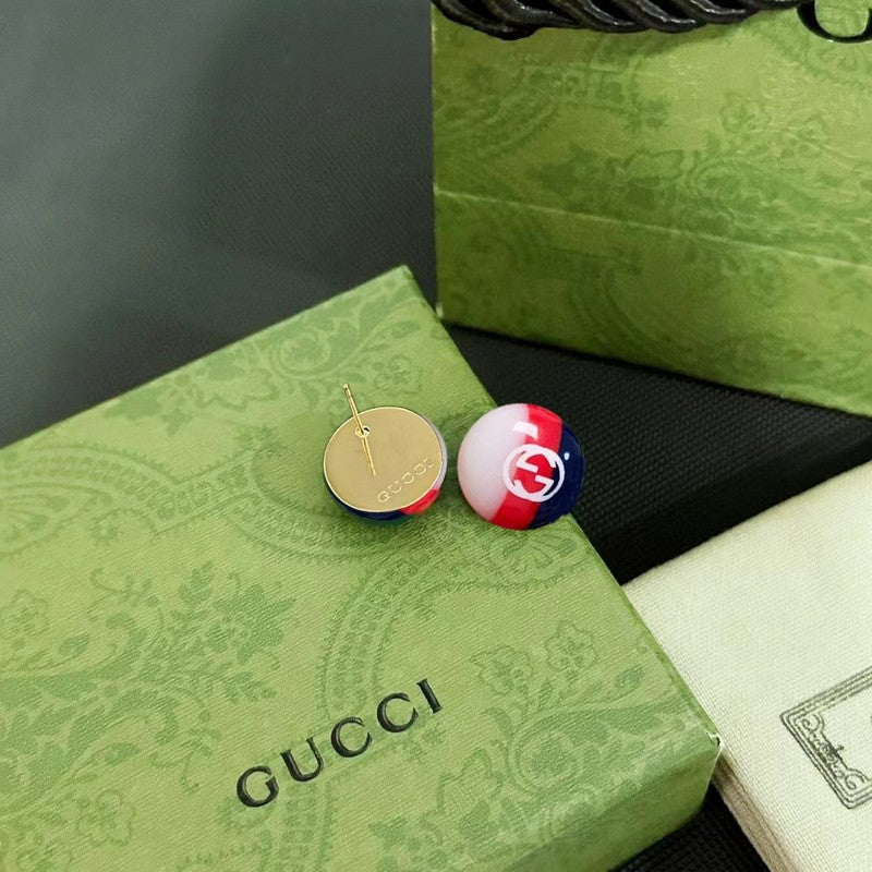 Gucci Double Color 18K Gold Earrings product image 5, provided for visual reference and product detail review
