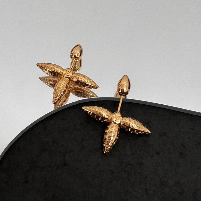 Louis Vuitton Louisette Stud 18K Gold Earrings product image 6, provided for visual reference and product detail review