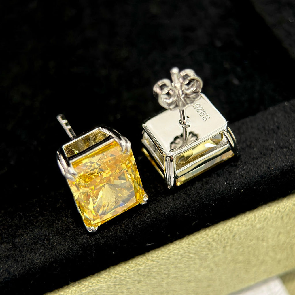 Tiffany Yellow Crystal 18K Gold Earrings product image 4, provided for visual reference and product detail review
