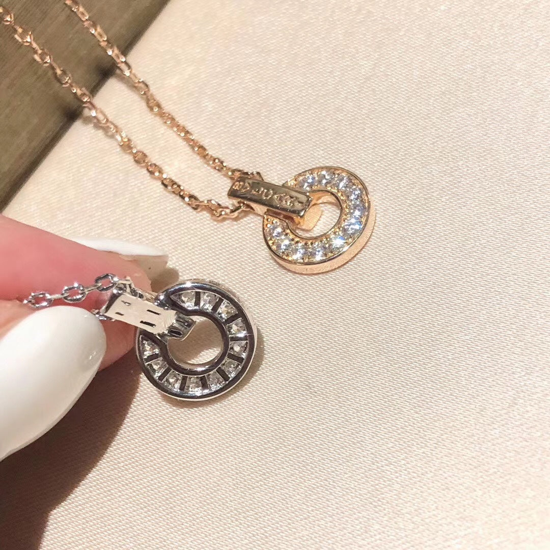 Bvlgari Diamonds 18K Gold Necklace product image 8, provided for visual reference and product detail review