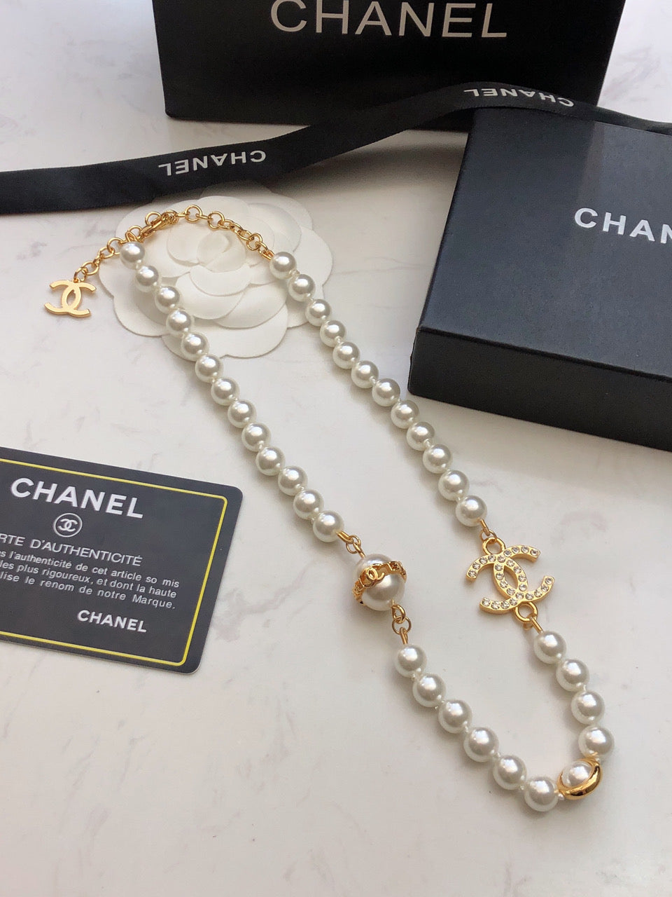Chanel Pearl Chain 18K Gold Necklace product image 6, provided for visual reference and product detail review