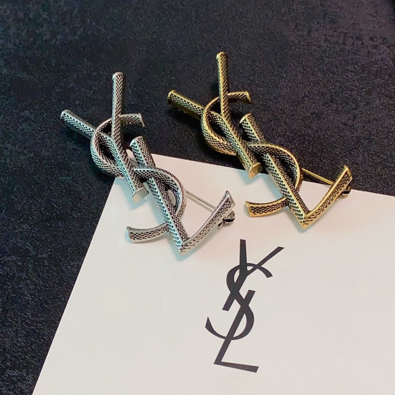 YSL Three Color 18K Gold Brooch product image 7, provided for visual reference and product detail review