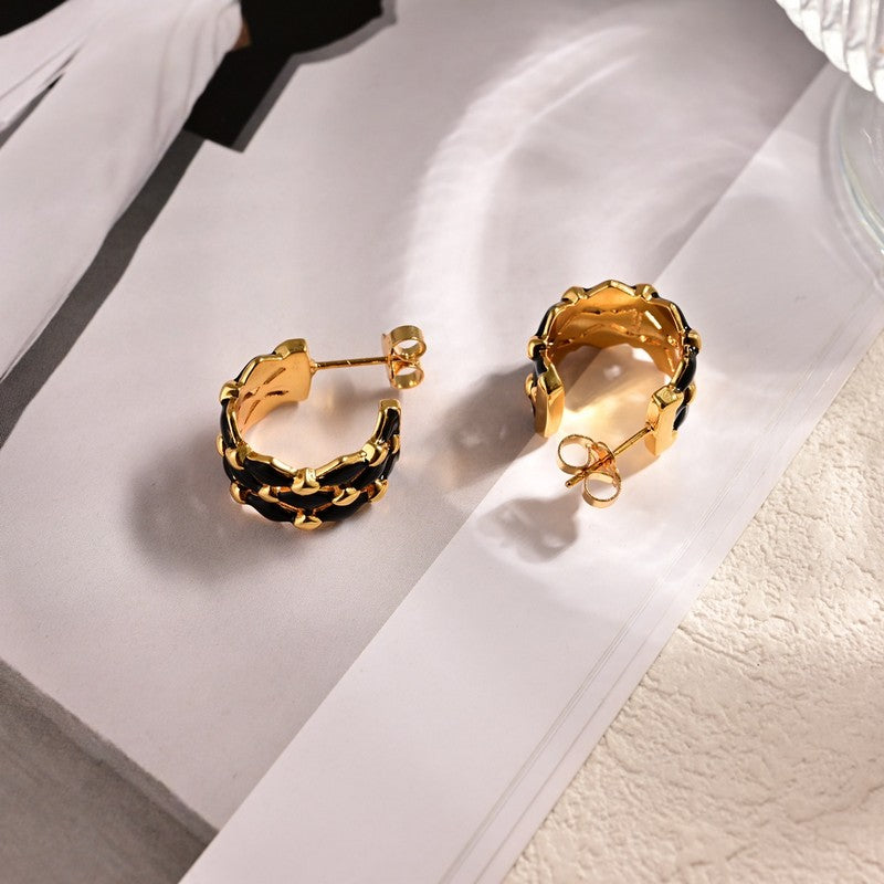 Louis Vuitton Leather 18K Gold Earrings product image 6, provided for visual reference and product detail review