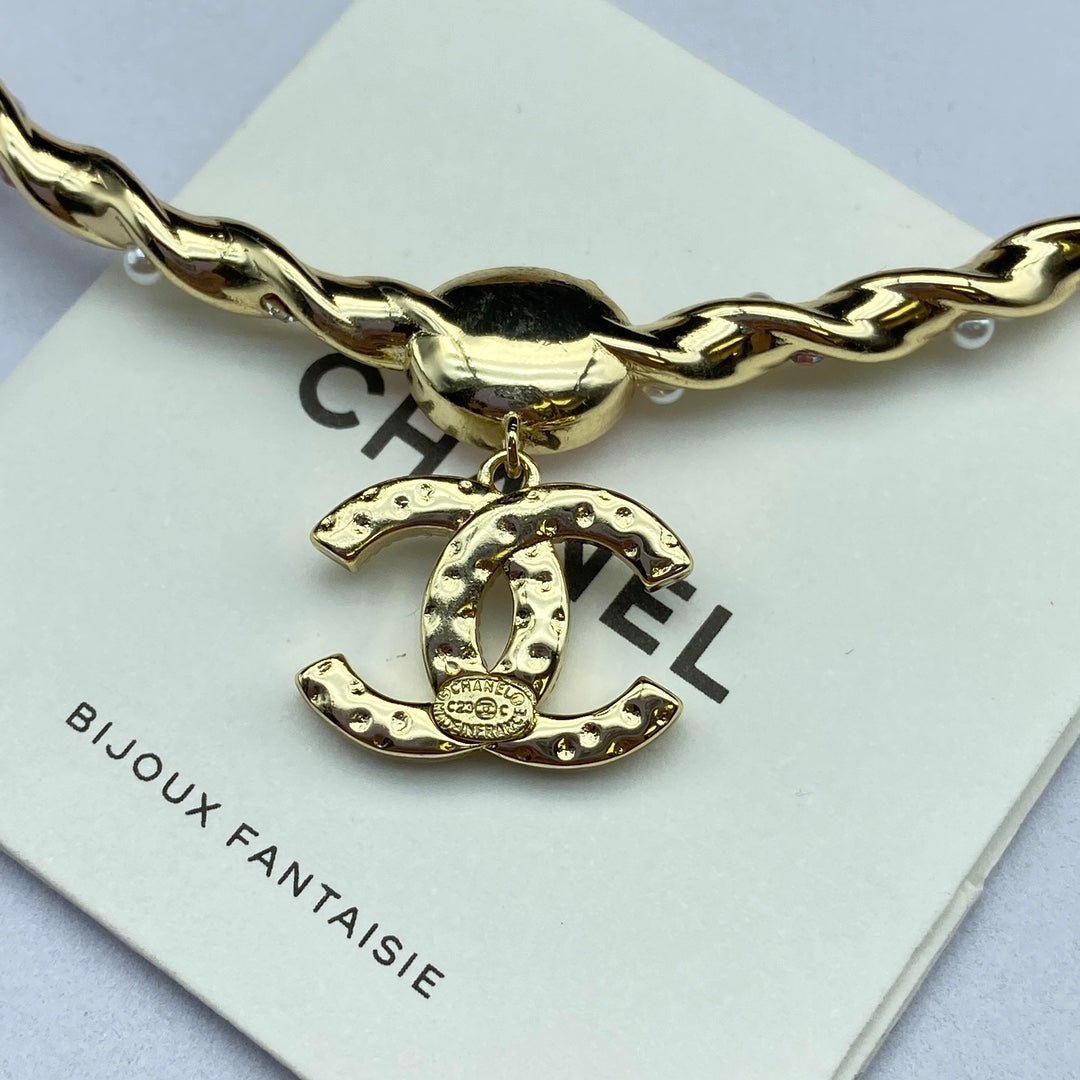Chanel Pink Crystal 18K Gold Necklace product image 12, provided for visual reference and product detail review