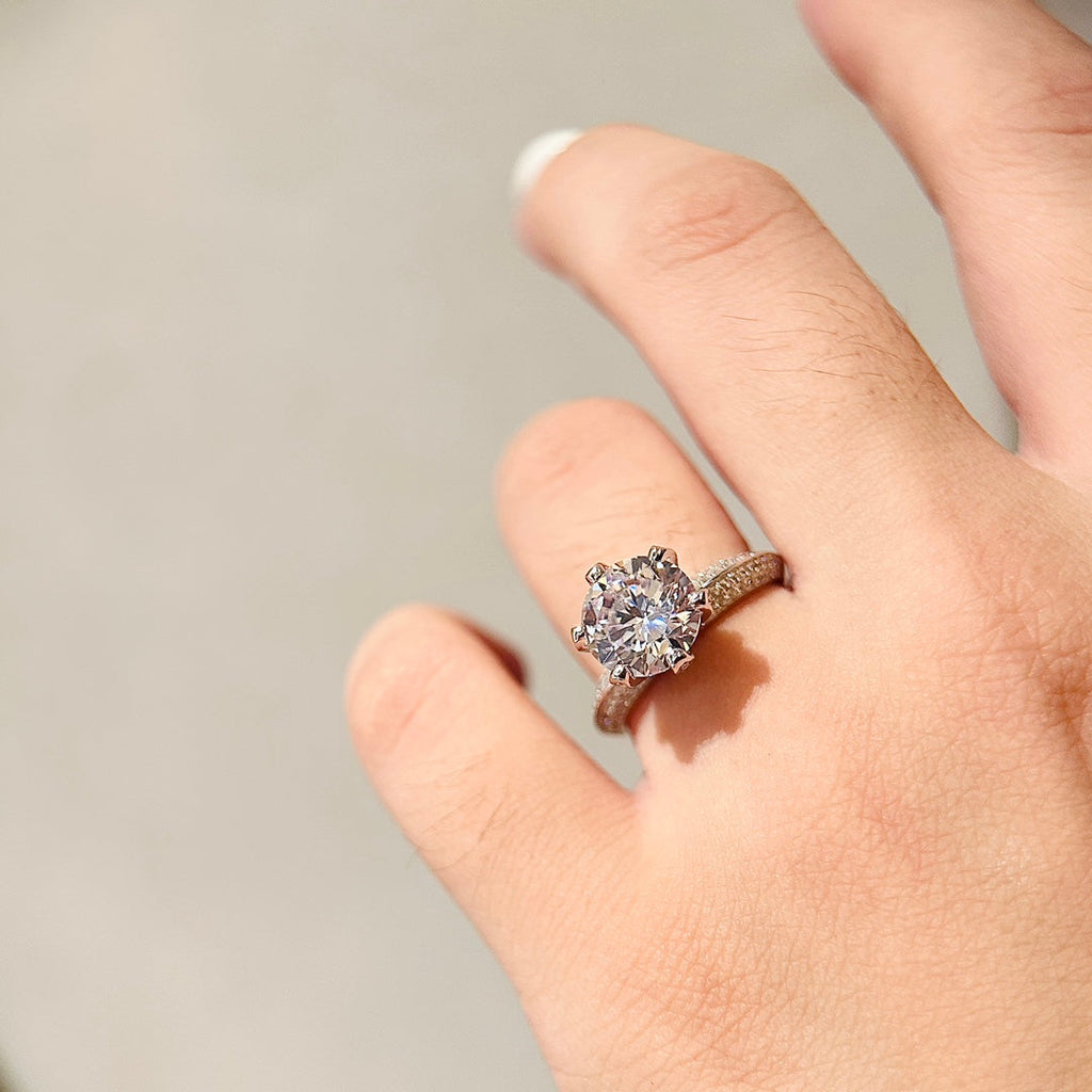 Tiffany Pave Tiffany Setting Engagement 18K Gold Ring product image 4, provided for visual reference and product detail