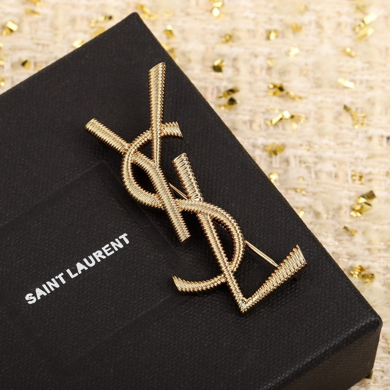 YSL Stripe Gold 18K Gold Brooch product image 6, provided for visual reference and product detail review