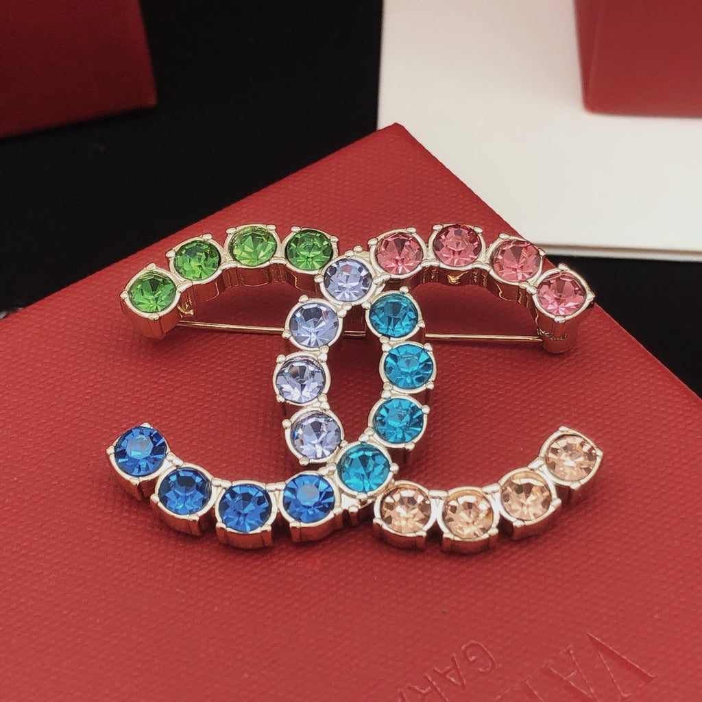 Chanel Color Crystals 18K Gold Brooch product image 6, provided for visual reference and product detail review