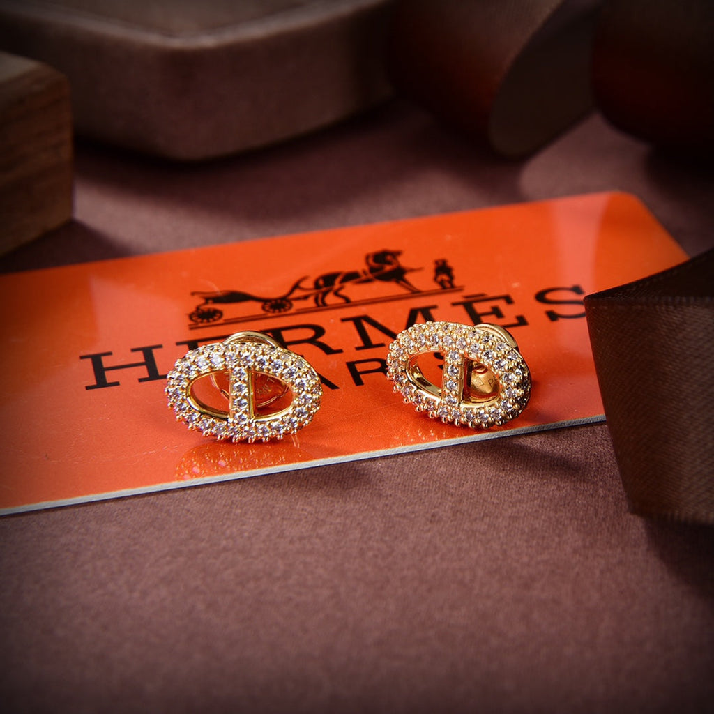 Hermes Farandole Diamond 18K Gold Earrings product image 2, provided for visual reference and product detail review