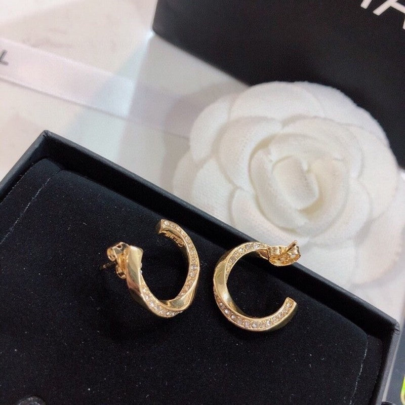 Chanel Half Circle Diamond 18K Gold Earrings product image 6, provided for visual reference and product detail review