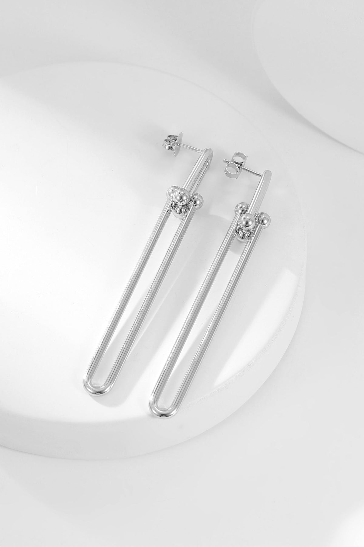 Tiffany HardWear Link 18K Gold Earrings product image 6, provided for visual reference and product detail review