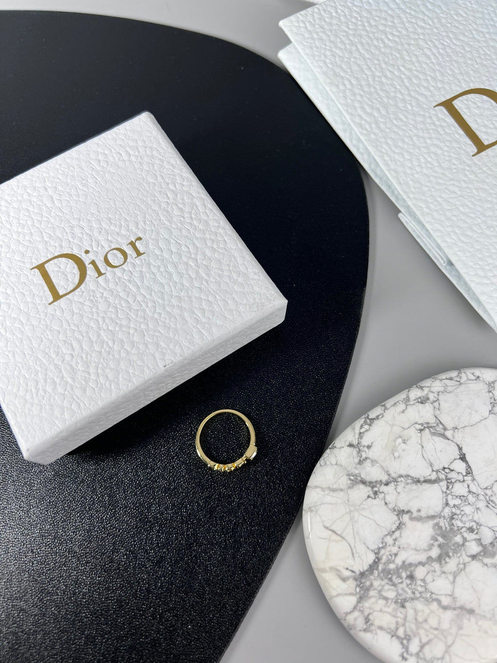 Dior Revolution 18K Gold Ring product image 5, provided for visual reference and product detail review