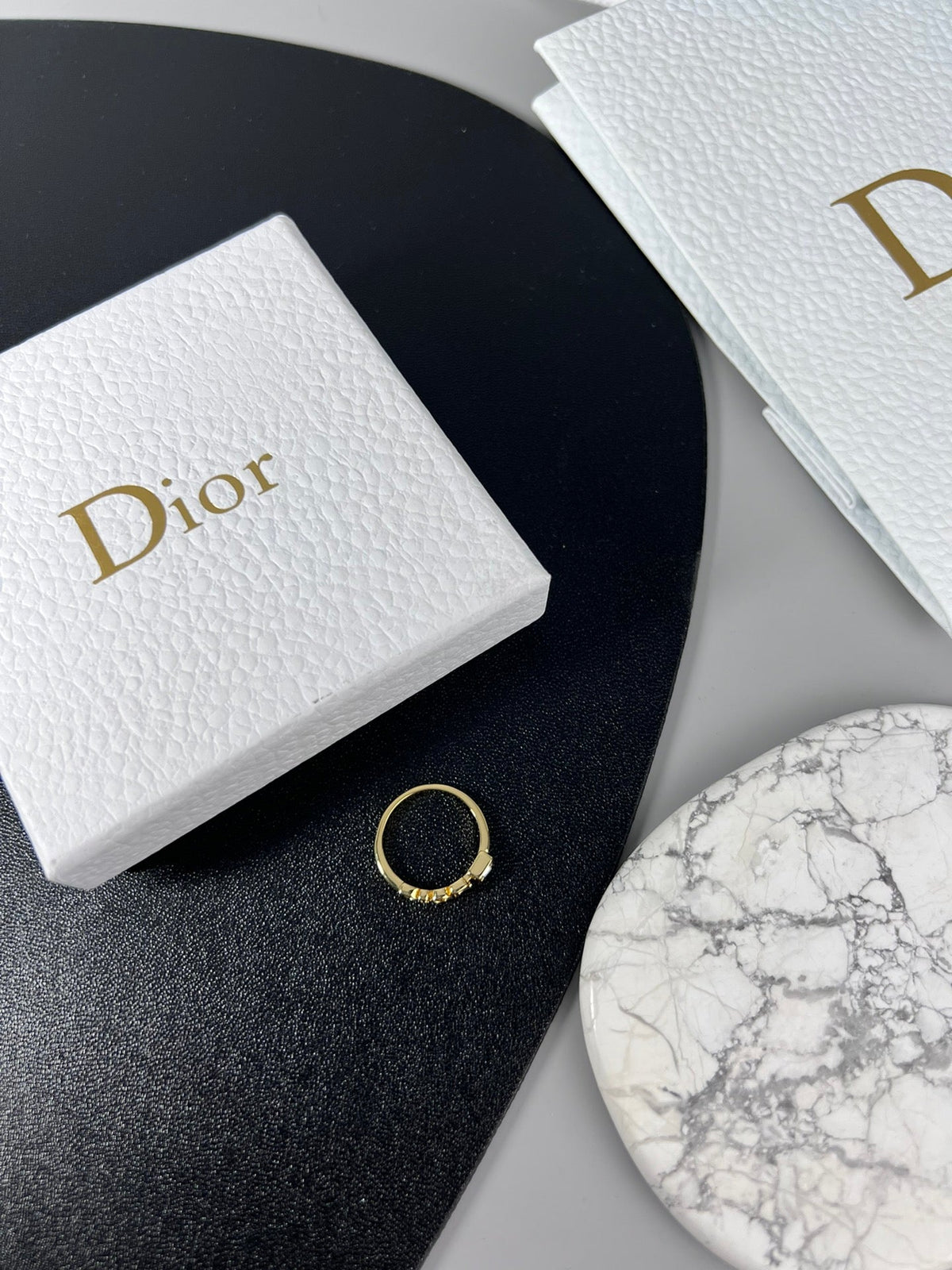 Dior Revolution 18K Gold Ring product image 5, provided for visual reference and product detail review