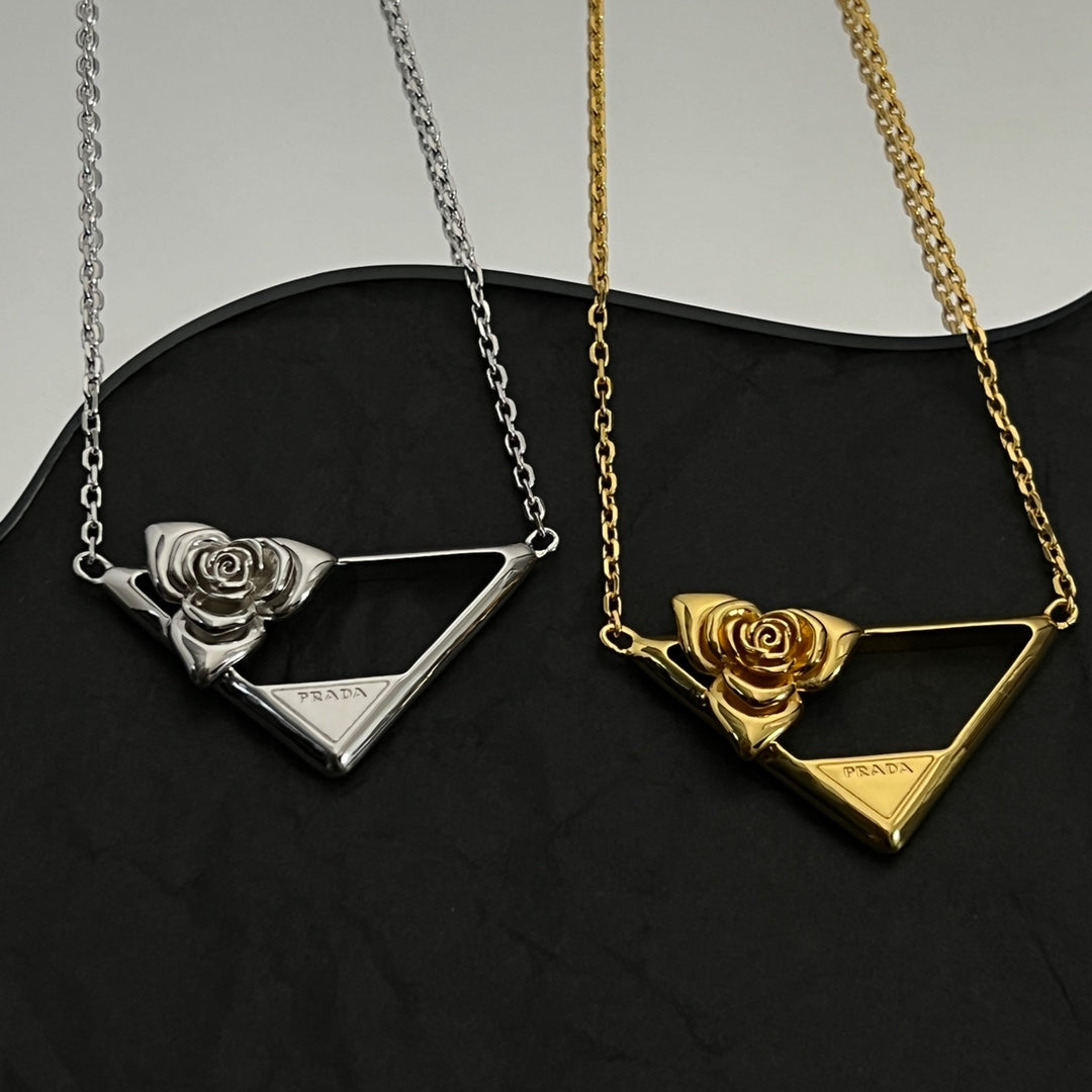 Victoire De Castellane 18K Gold Necklace product image 8, provided for visual reference and product detail review