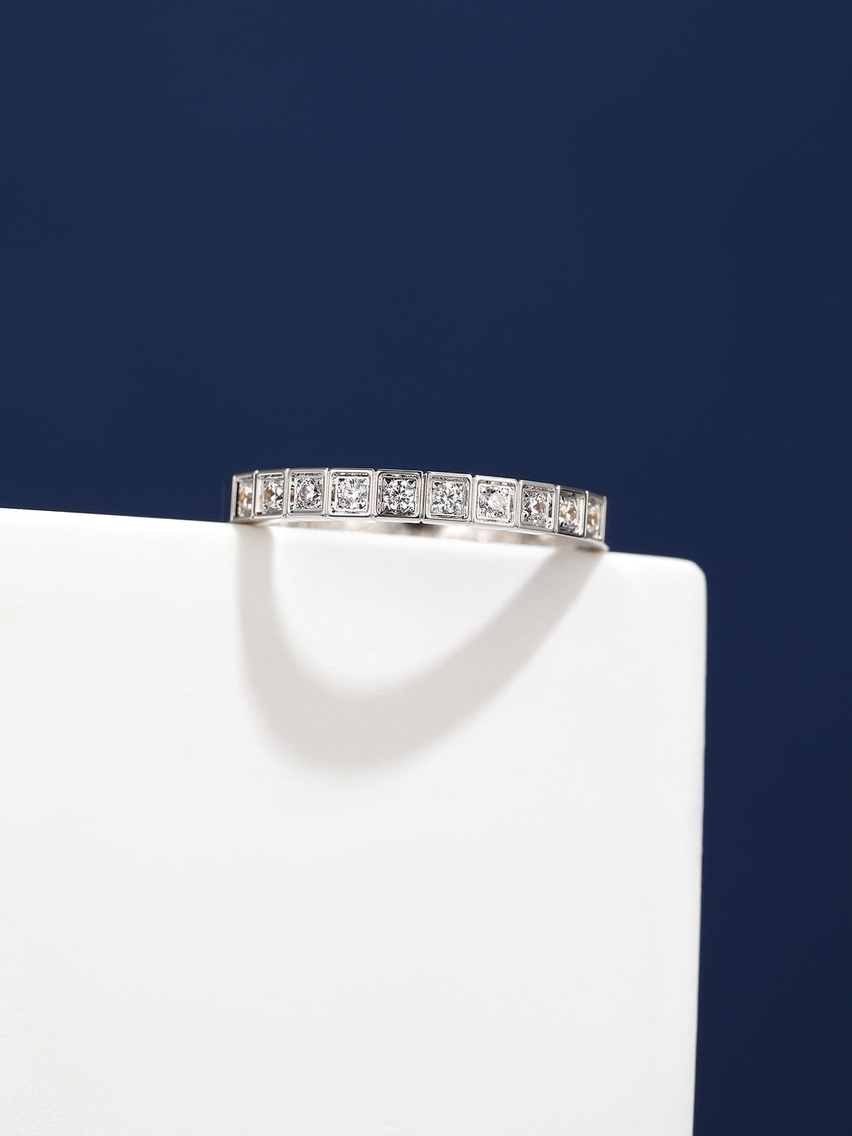 Ice Cube Diamonds 18K Gold Ring product image 7, provided for visual reference and product detail review