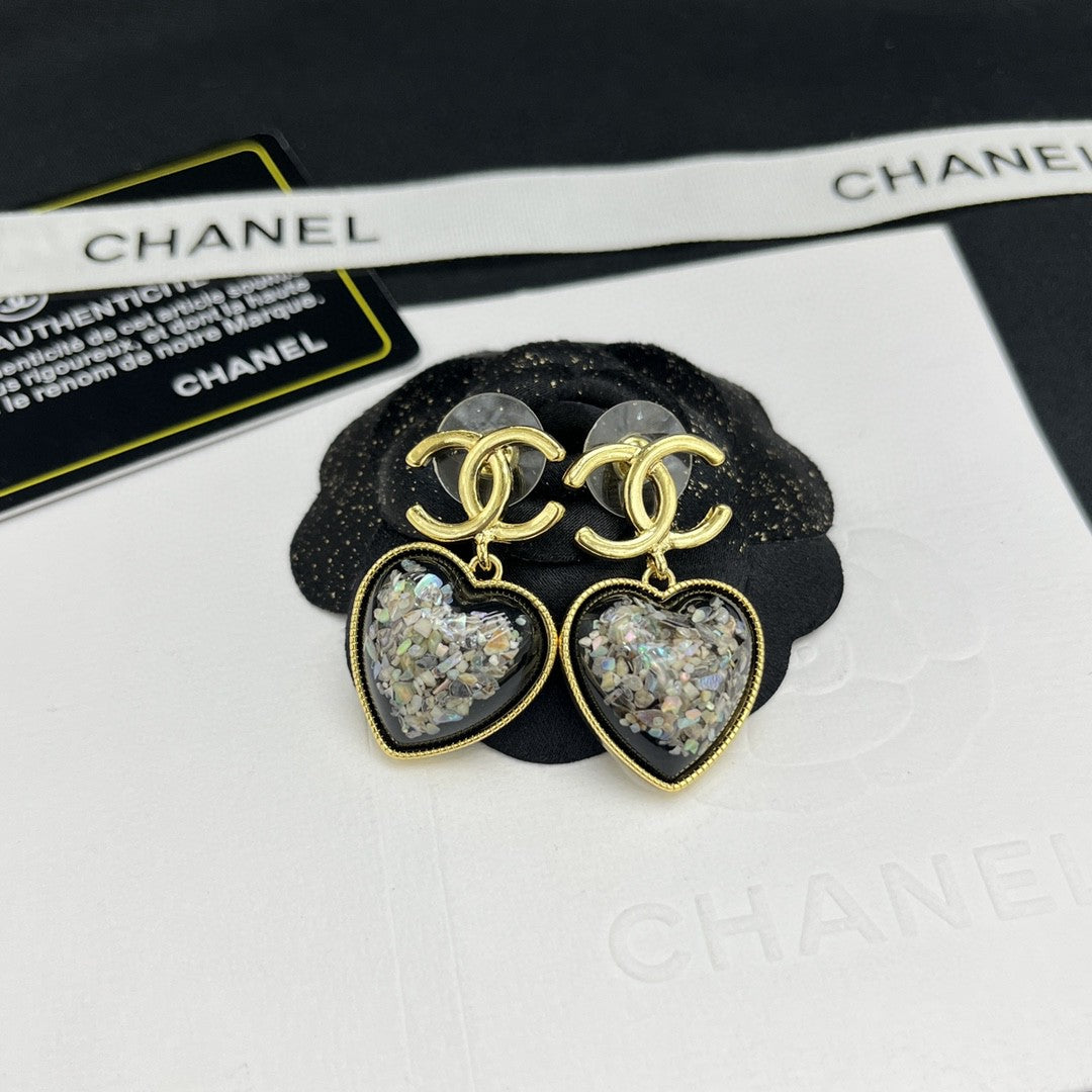 Chanel Multi-Color Crystals Heart 18K Gold Earrings product image 8, provided for visual reference and product detail review