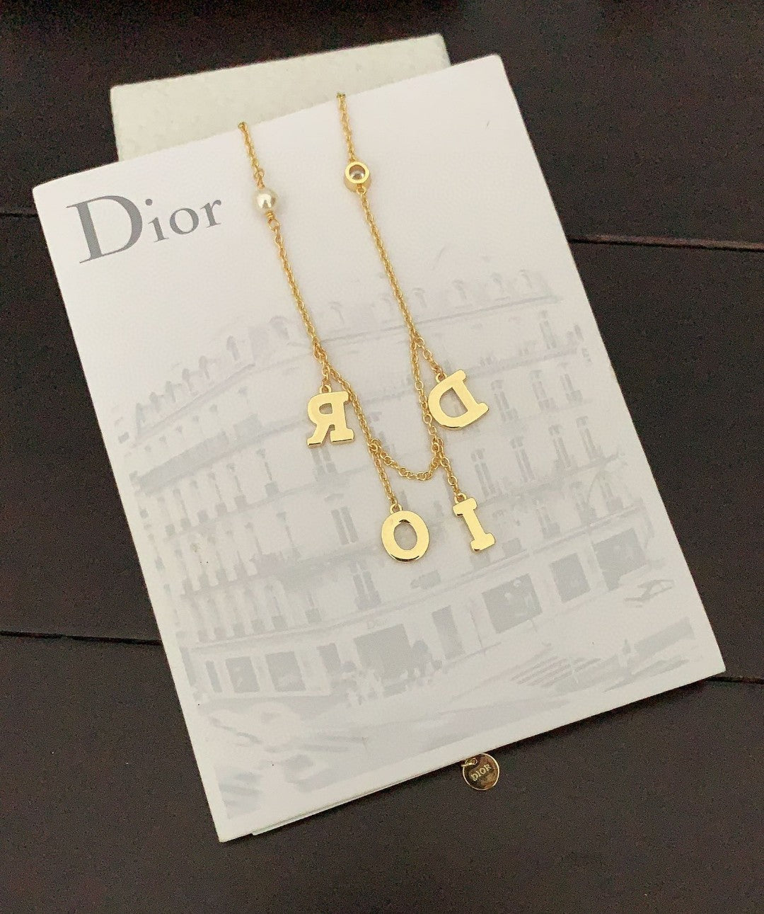 Dior 30 Montaigne 18K Gold Necklace product image 6, provided for visual reference and product detail review