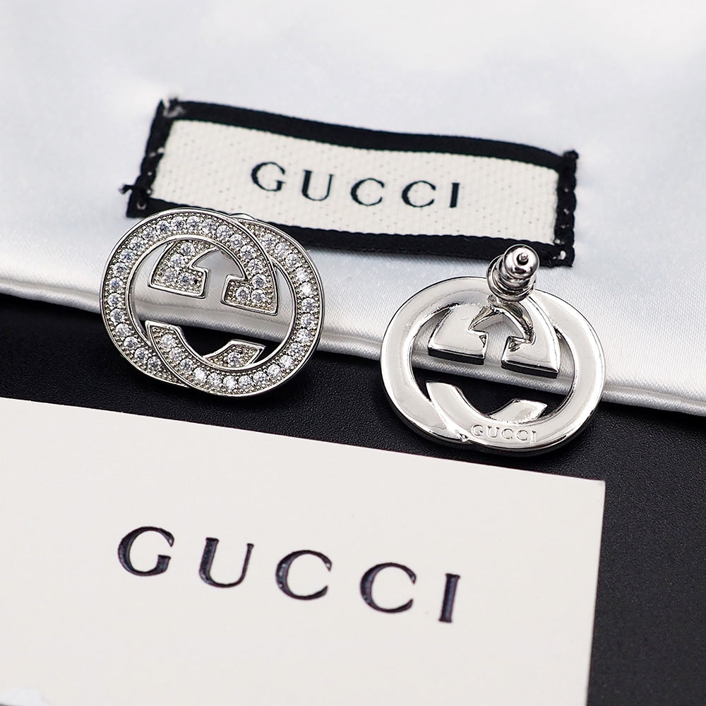 Gucci Double Diamonds 18K Gold Earrings product image 6, provided for visual reference and product detail review
