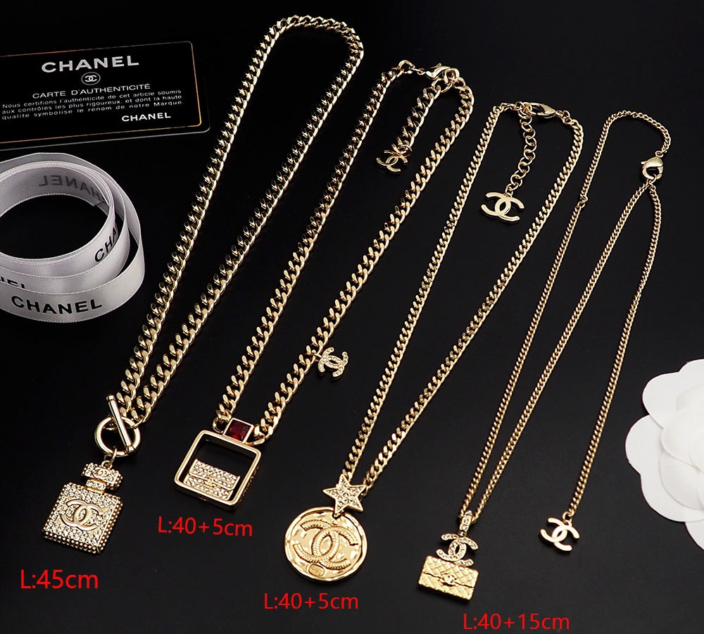 Chanel Red Bag Pendant 18K Gold Necklace product image 6, provided for visual reference and product detail review