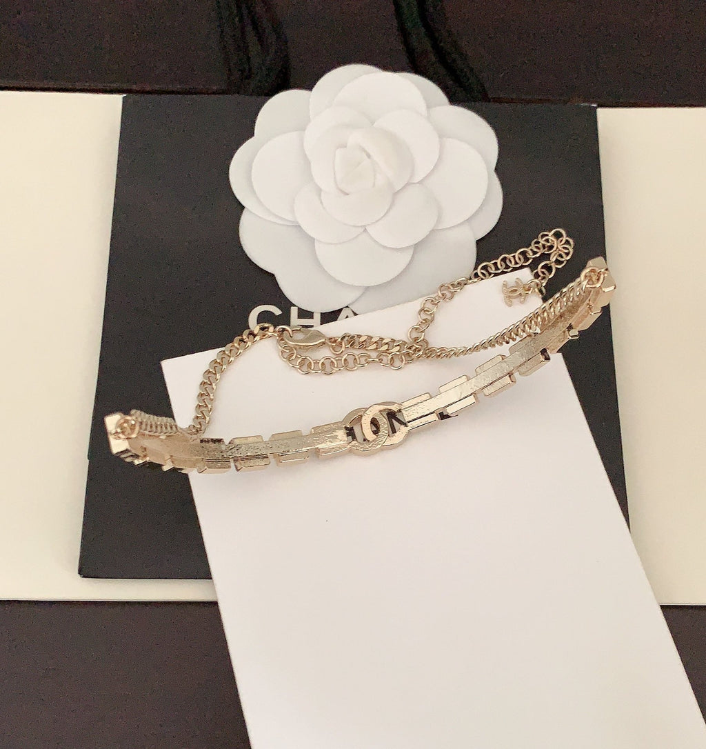 Chanel Gray Crystals 18K Gold Necklace product image 6, provided for visual reference and product detail review