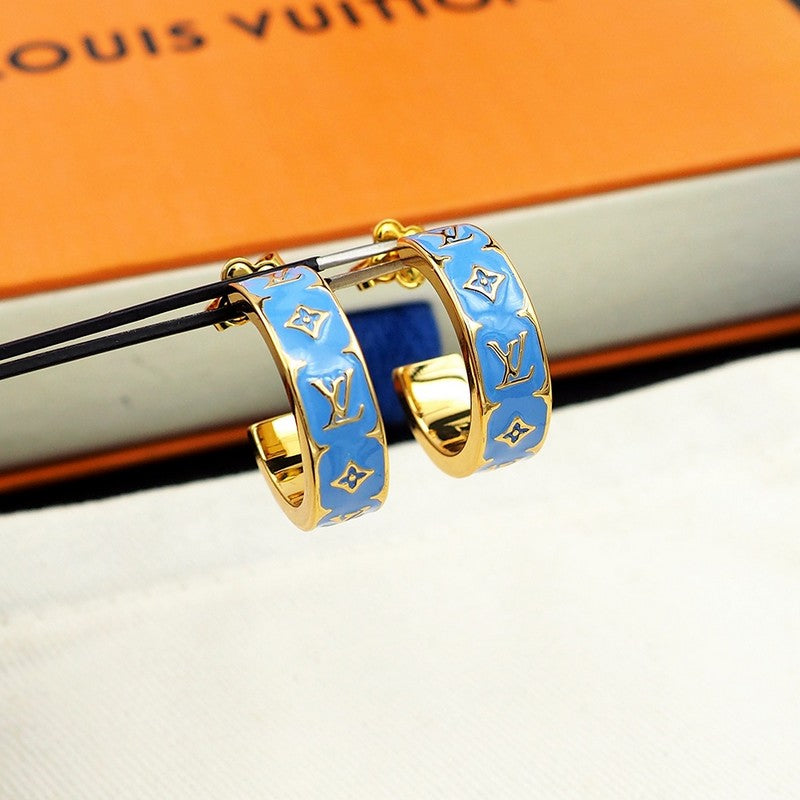Louis Vuitton Nanogram Enamel 18K Gold Earrings product image 15, provided for visual reference and product detail review