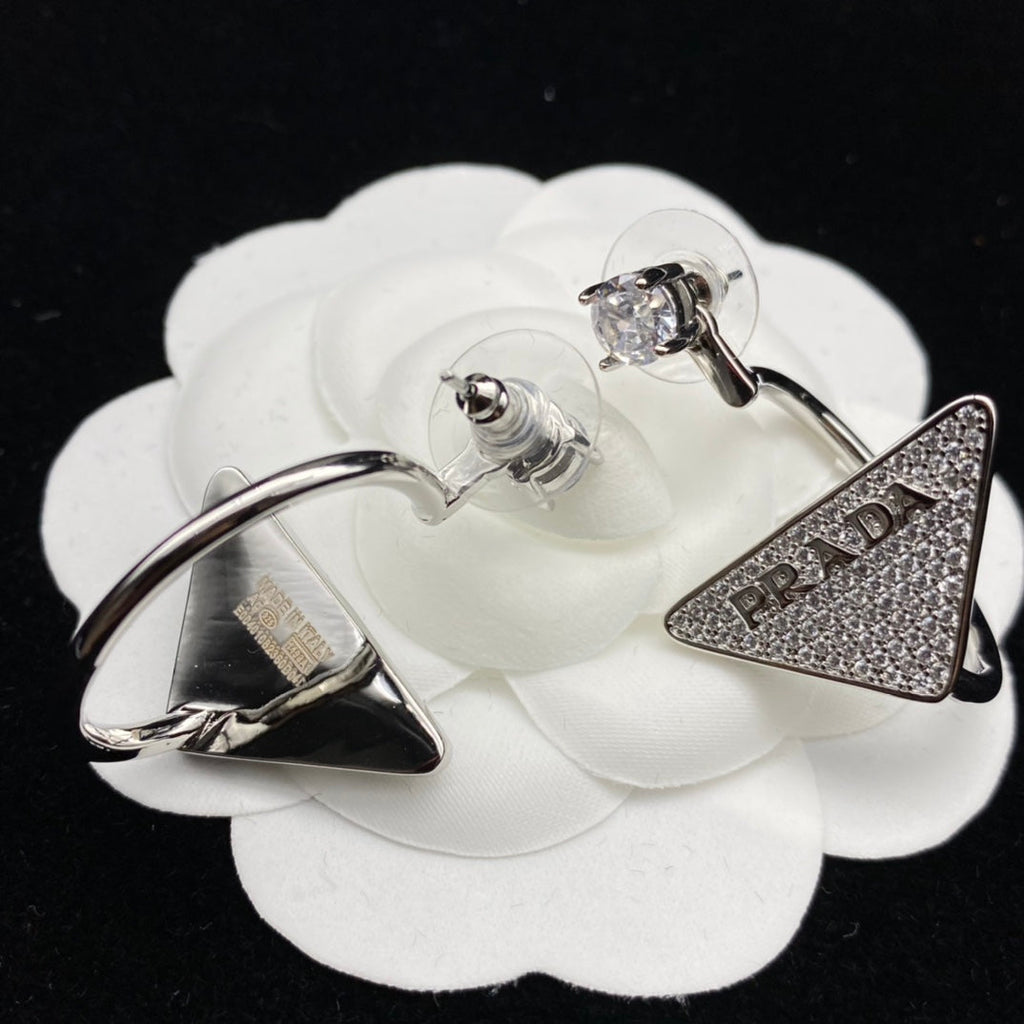 Diamond 18K Gold Earrings product image 6, provided for visual reference and product detail review