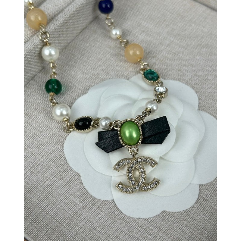 Chanel Crystal Bow 18K Gold Necklace product image 7, provided for visual reference and product detail review