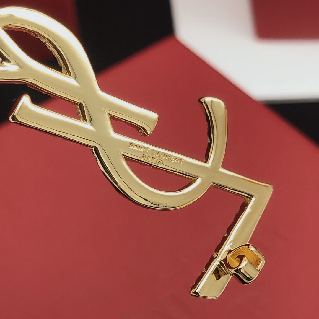 YSL Gold 18K Gold Brooch product image 6, provided for visual reference and product detail review