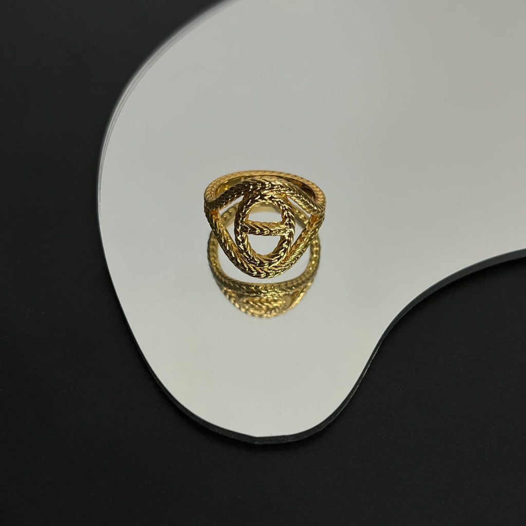 Hermes Chaine D'Ancre Danae Medium 18K Gold Ring product image 6, provided for visual reference and product detail review