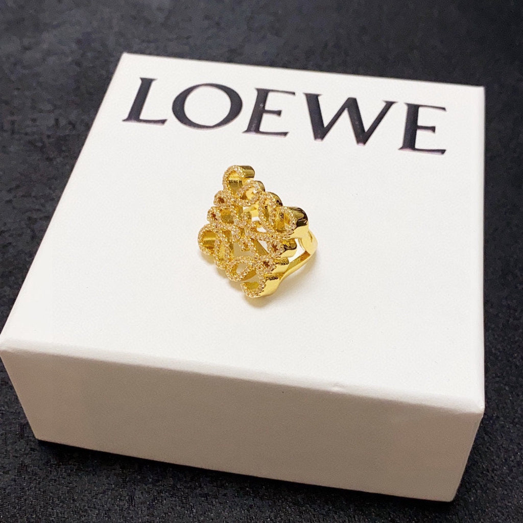 LOEWE Anagram Crystals 18K Gold Ring product image 10, provided for visual reference and product detail review