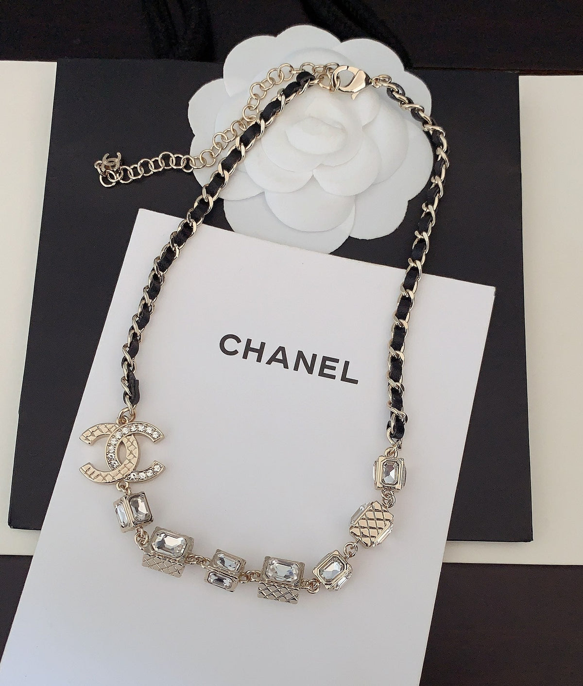 Chanel Square Crystal Choker 18K Gold Necklace product image 7, provided for visual reference and product detail review