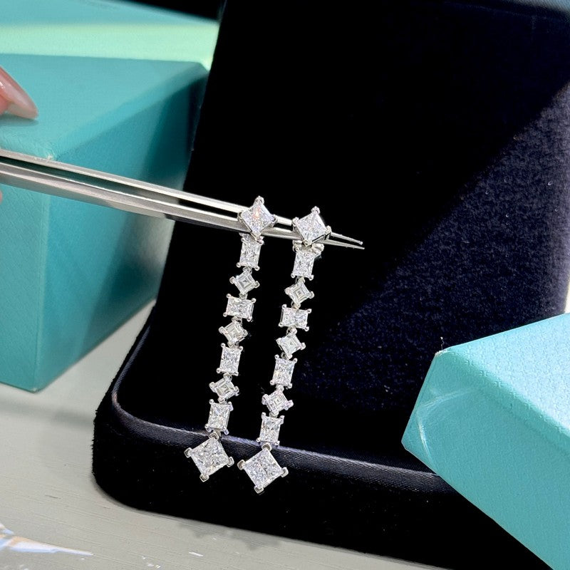 Tiffany Diamond 18K Gold Earrings product image 6, provided for visual reference and product detail review