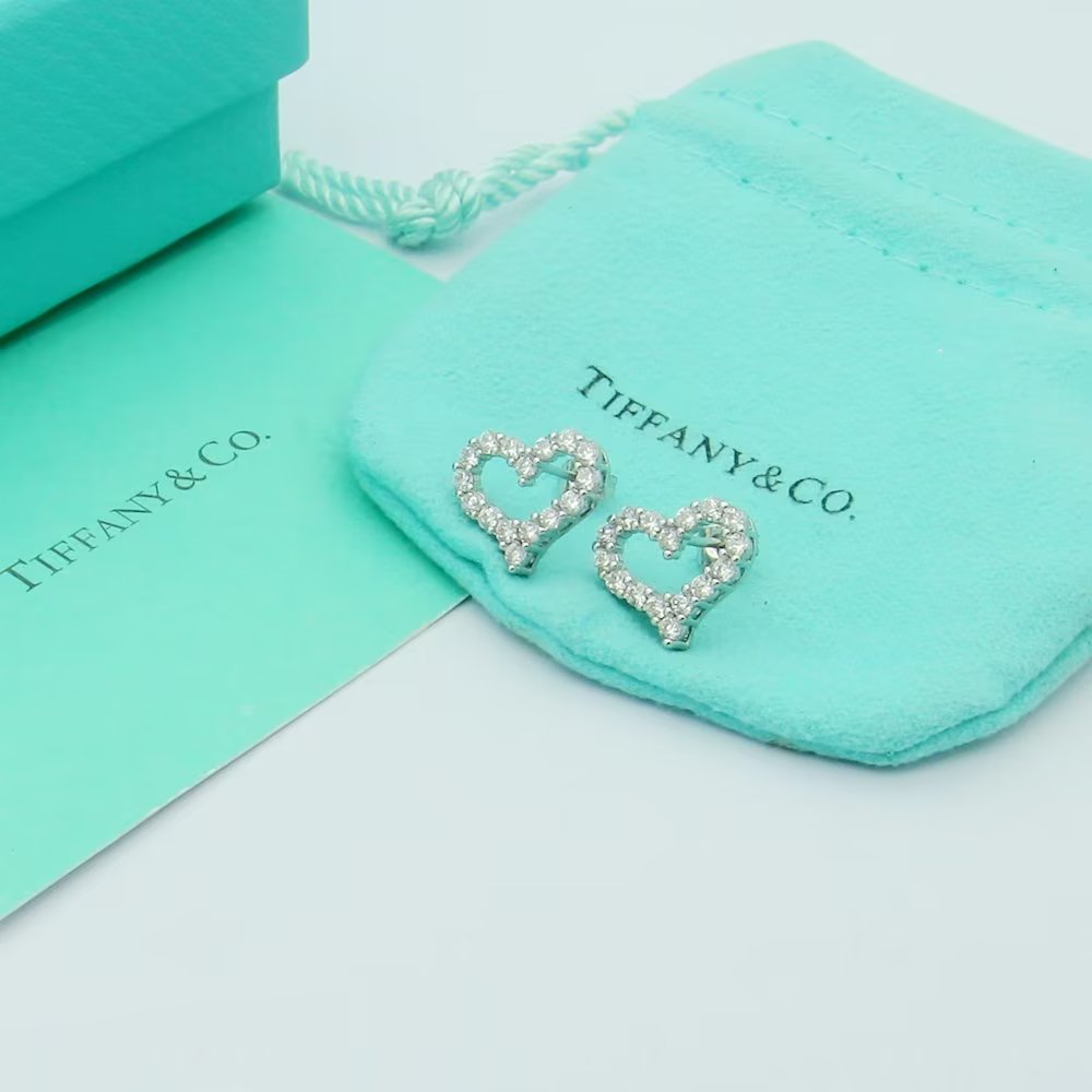 Tiffany Heart Diamonds 18K Gold Earrings product image 10, provided for visual reference and product detail review