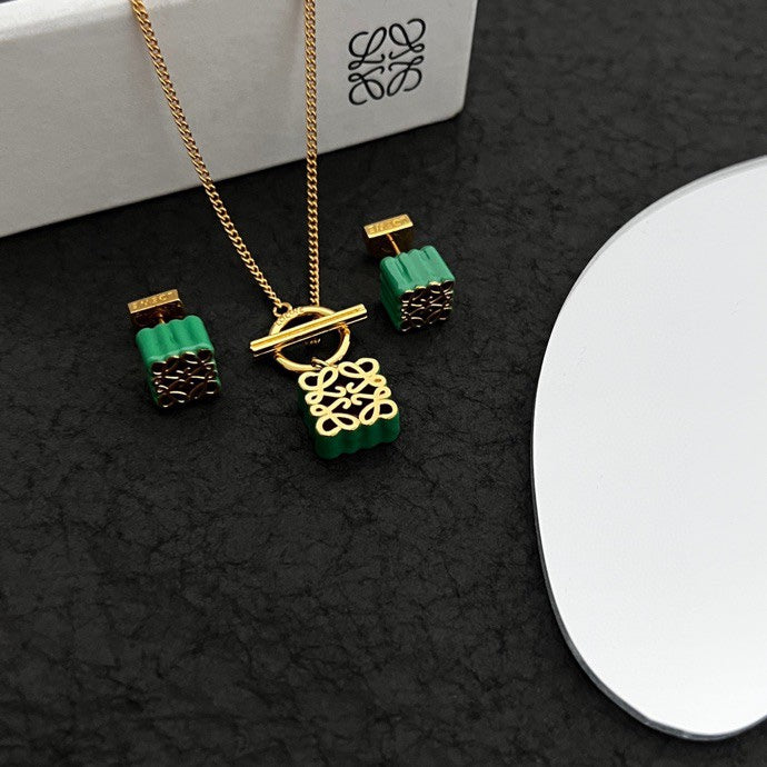 LOEWE Anagram Pendant 18K Gold Necklace product image 5, provided for visual reference and product detail review