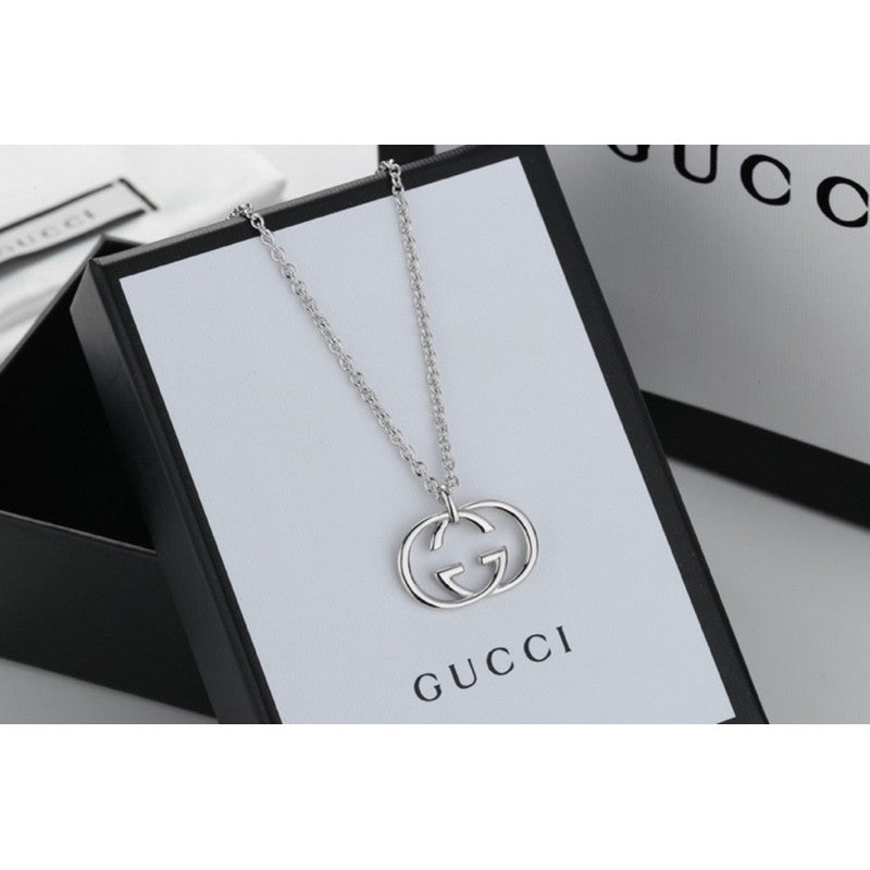 Gucci Double Classic 18K Gold Necklace product image 6, provided for visual reference and product detail review